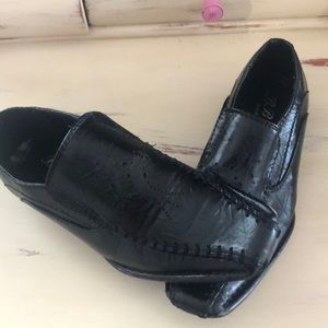 Boys dress shoes